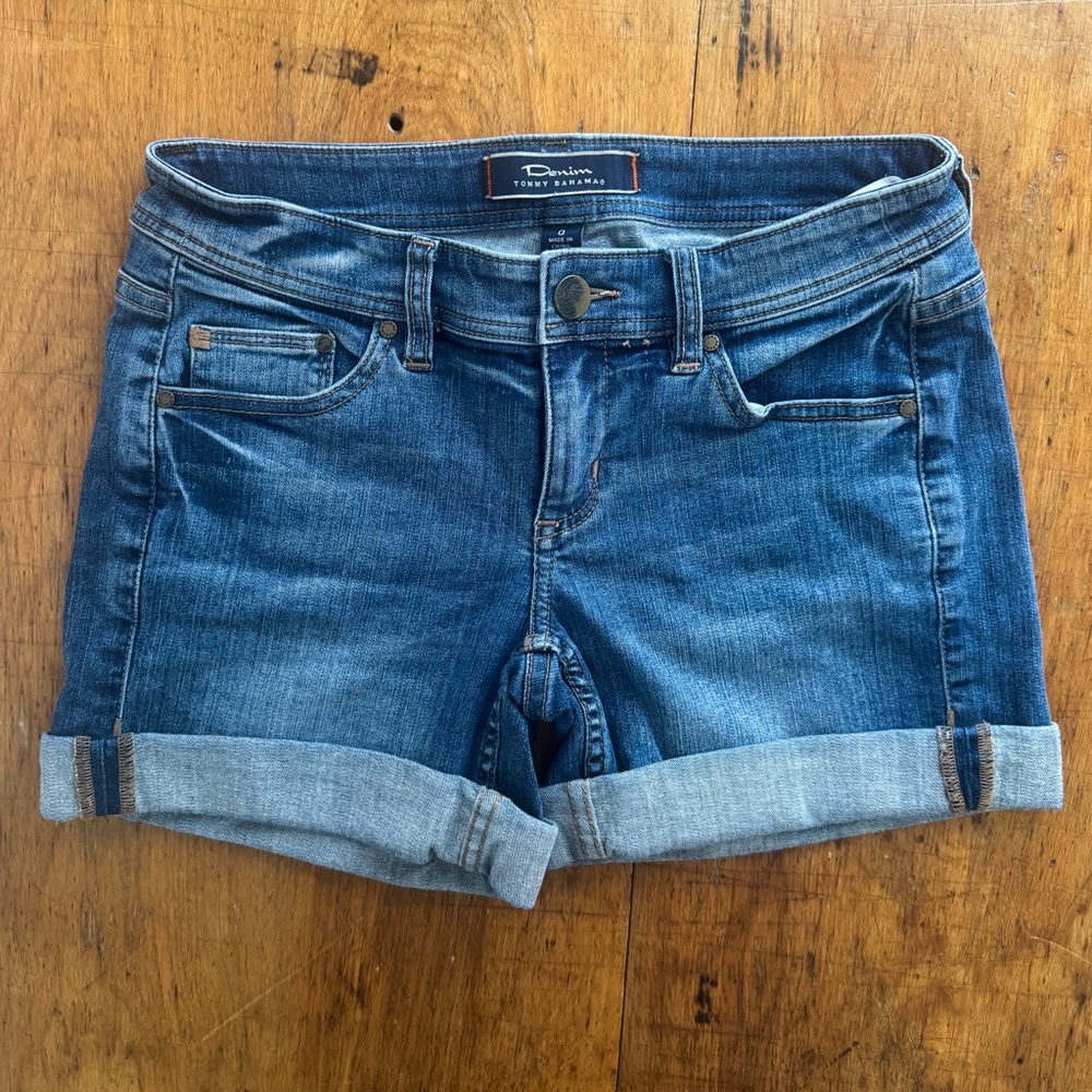 Tommy Bahama Denim Cuffed Shorts